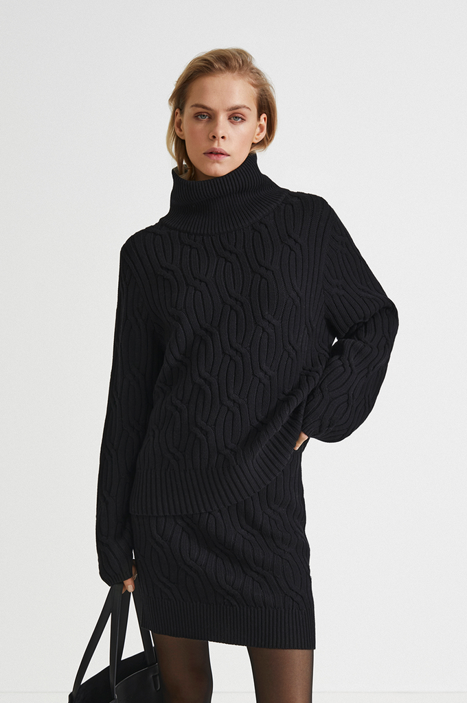 Rib Splicing Fitted Soft Knit Sweater in Black - Retro, Indie and Unique  Fashion