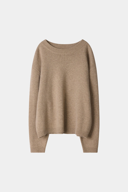 beige round neck knitted sweater stylein harlow model image