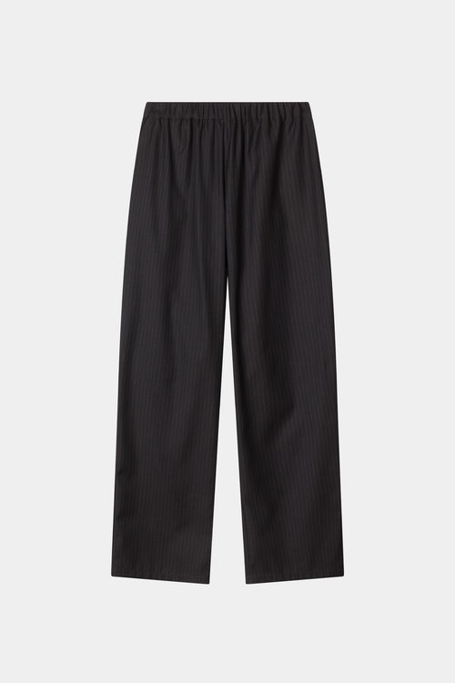 Belicia trousers coffee pinstripe stylein front