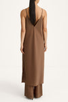 Babeline mid long v-neck lip dress praline stylein back