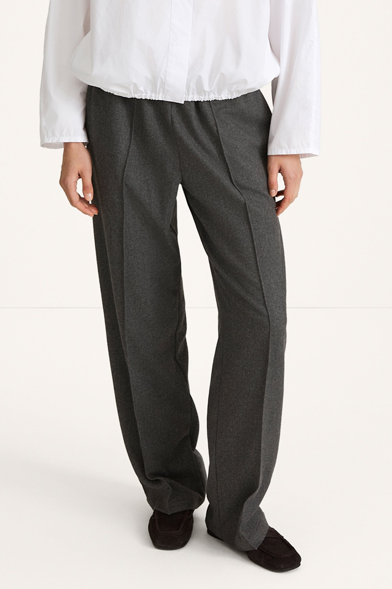 Belicia wide leg trousers dark grey stylein 
