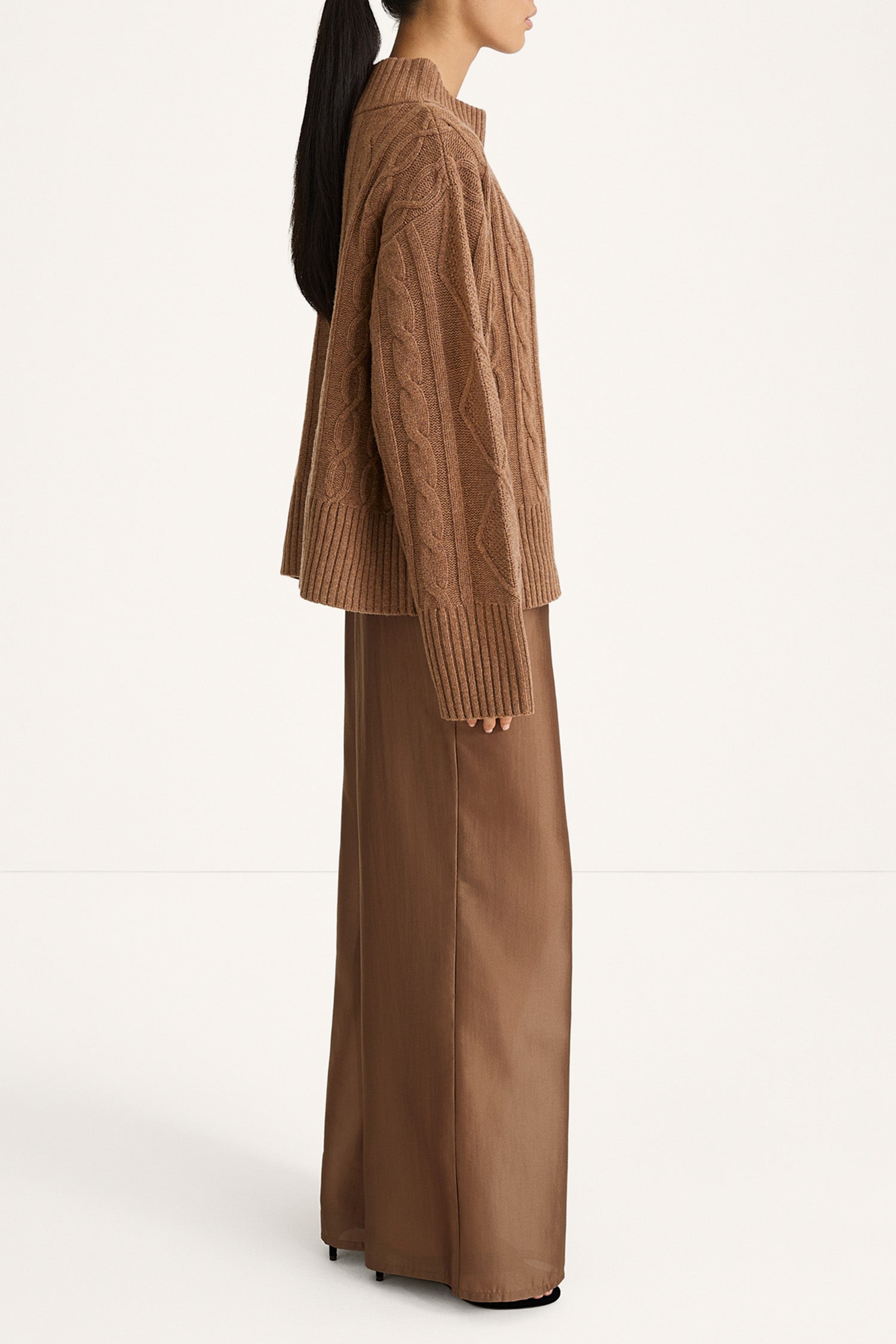 Beige transparent trousers Bitonto praline stylein side