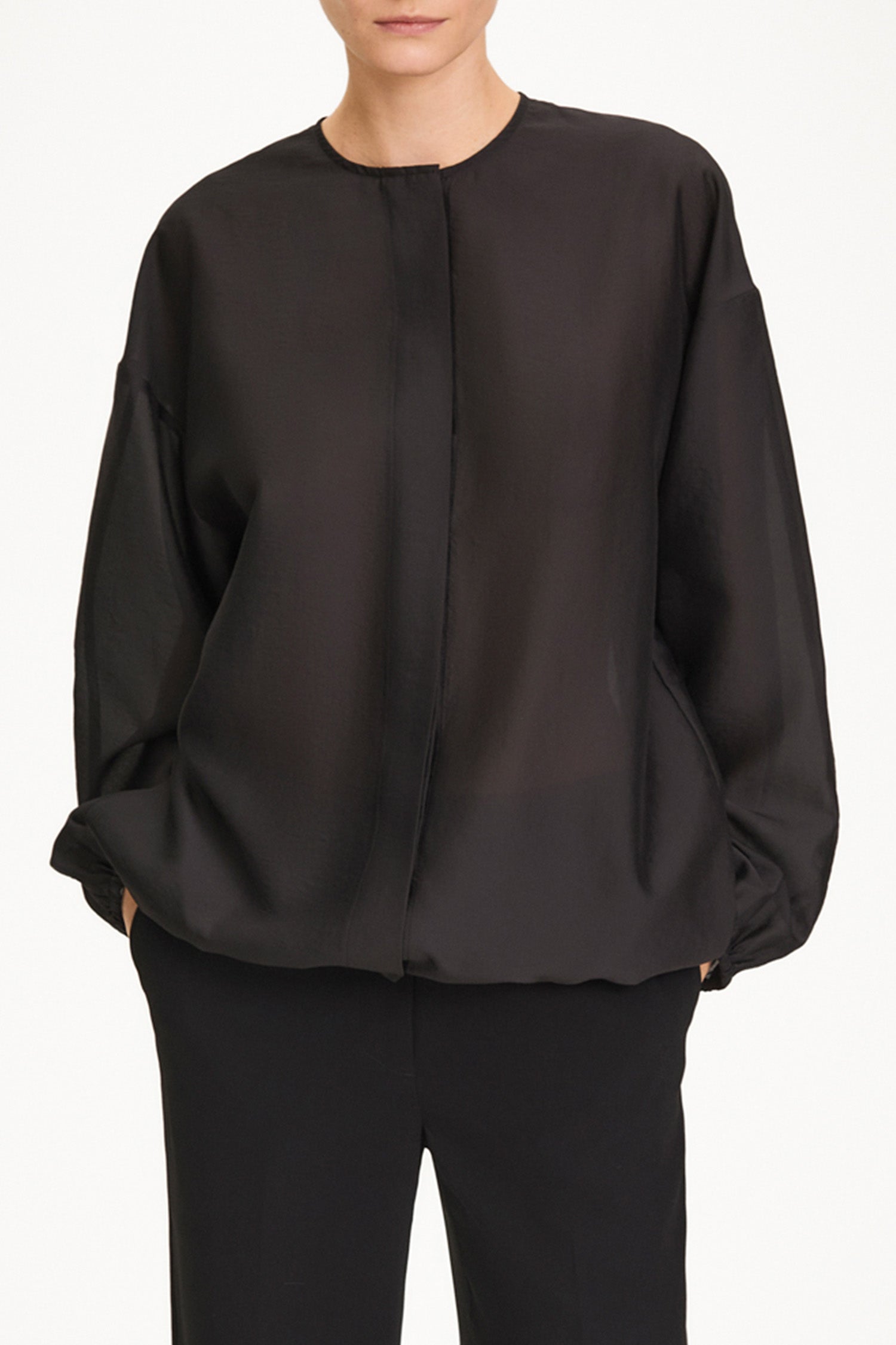 Blyss transparent blouse black stylein model image front close