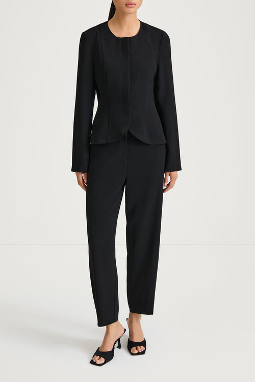 Brienne blouse black stylein long sleeve model image front