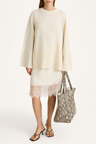 Hala long sleeve knitted sweater cream stylein model image front