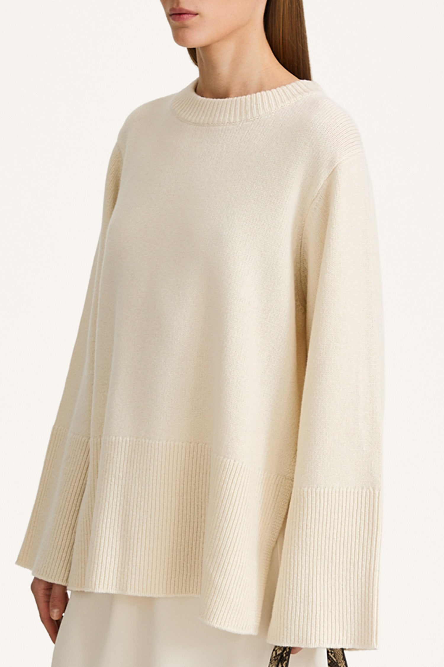 Hala long sleeve knitted sweater cream stylein model image side close-up