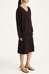 Heramira merino wool v-neck sweater coffee stylein model image side
