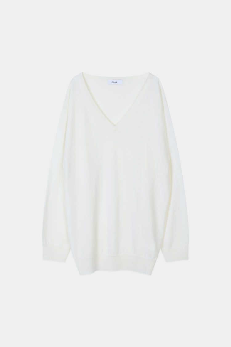 Heramira merino wool v-neck sweater cream stylein packshot