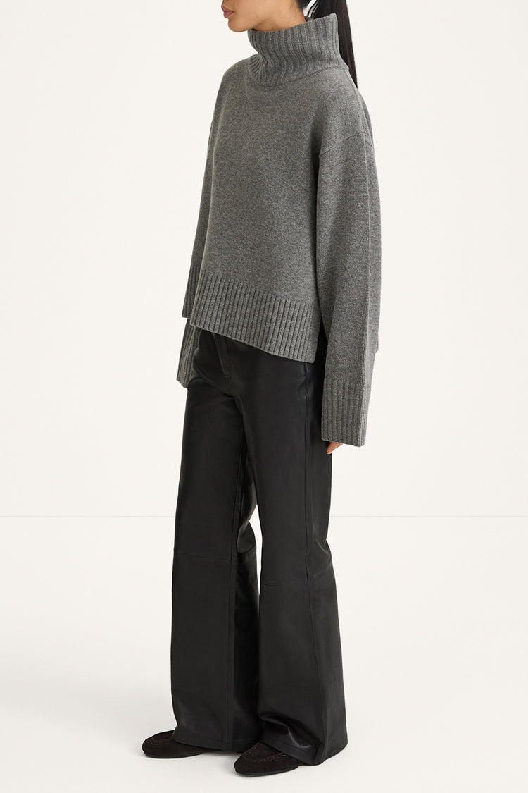 Hilary polo sweater mid grey stylein side