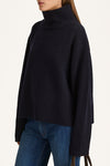 Hilary polo sweater midnight stylein detail