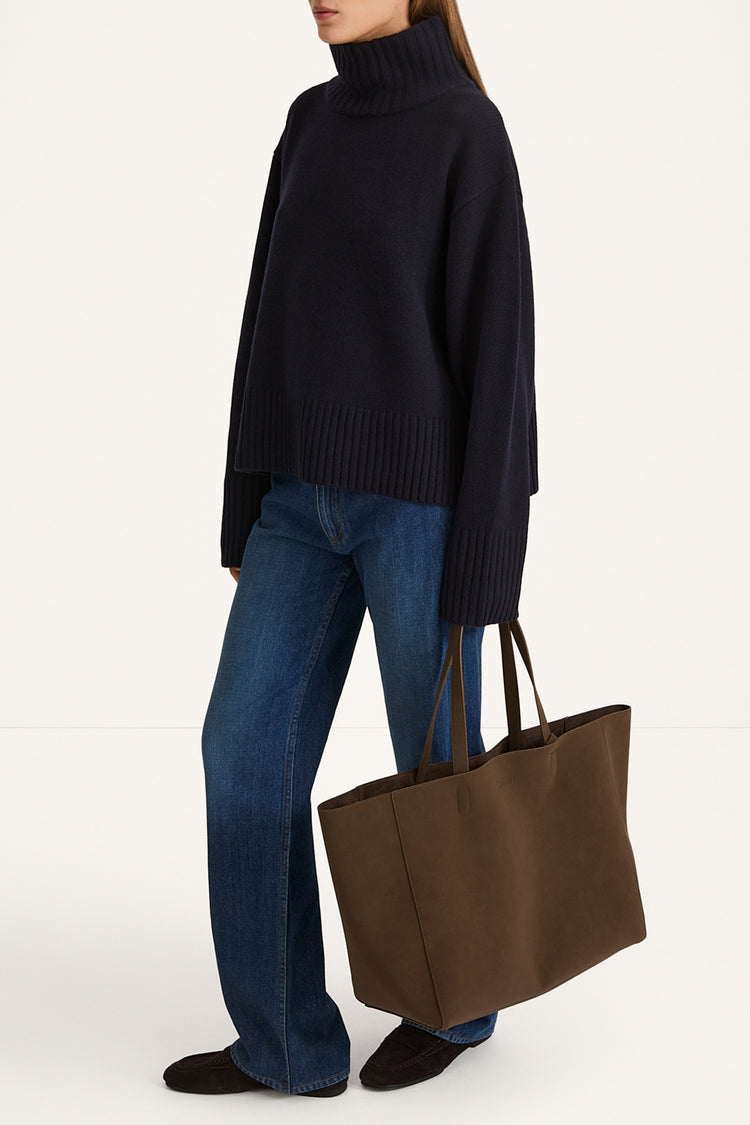 Hilary polo sweater midnight stylein side