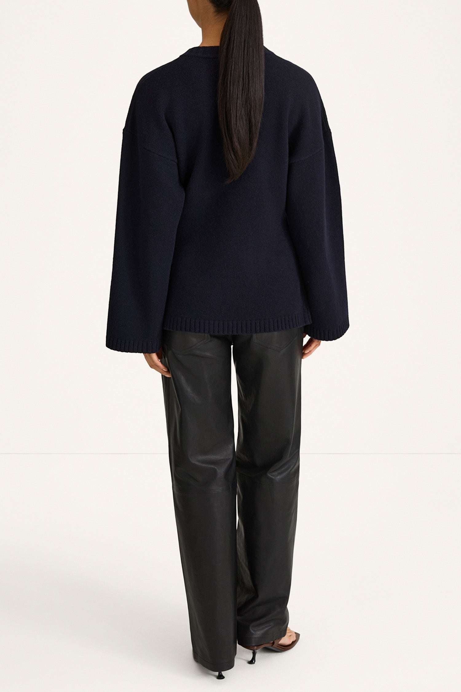 knitted navy cardigan cinched waist stylein houlia back