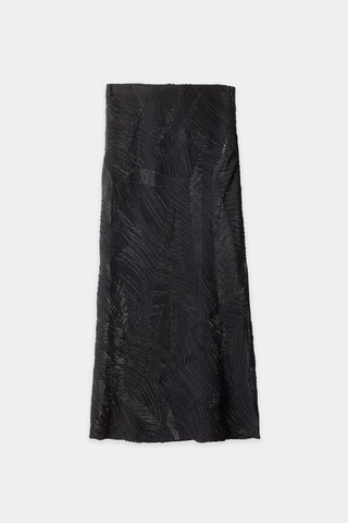 Inga skirt light maxi crushed plisse bias cut shiny black stylein packshot
