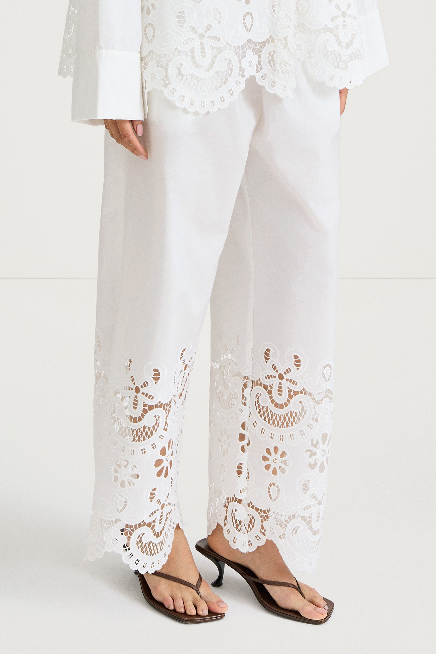 Jamie embroidery trousers white stylein model image side close