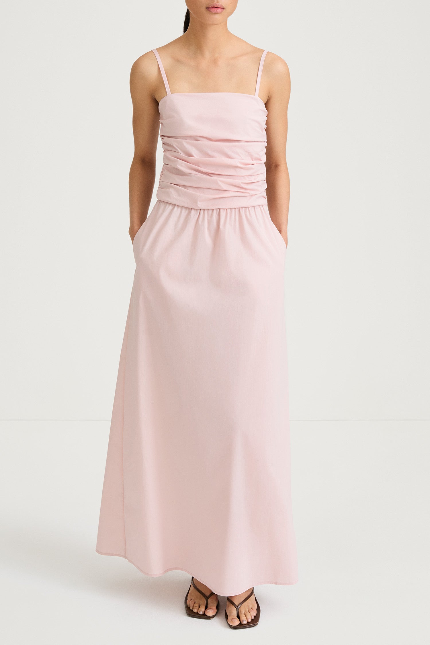 Jamila long maxi dress off pink stylein model image front