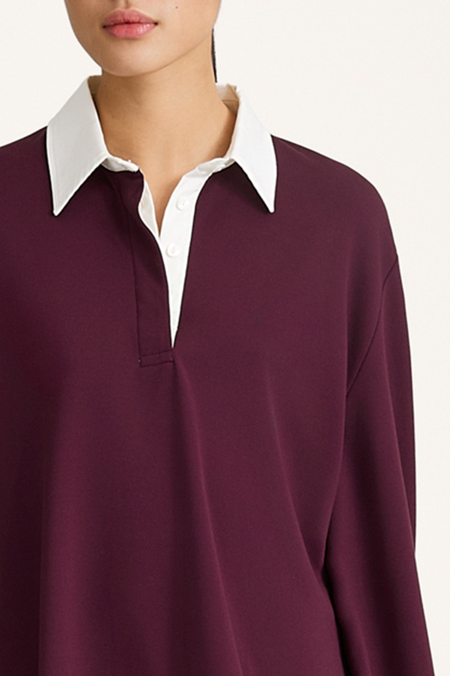 Janelle top polo pike t-shirt bordeaux stylein model image front close