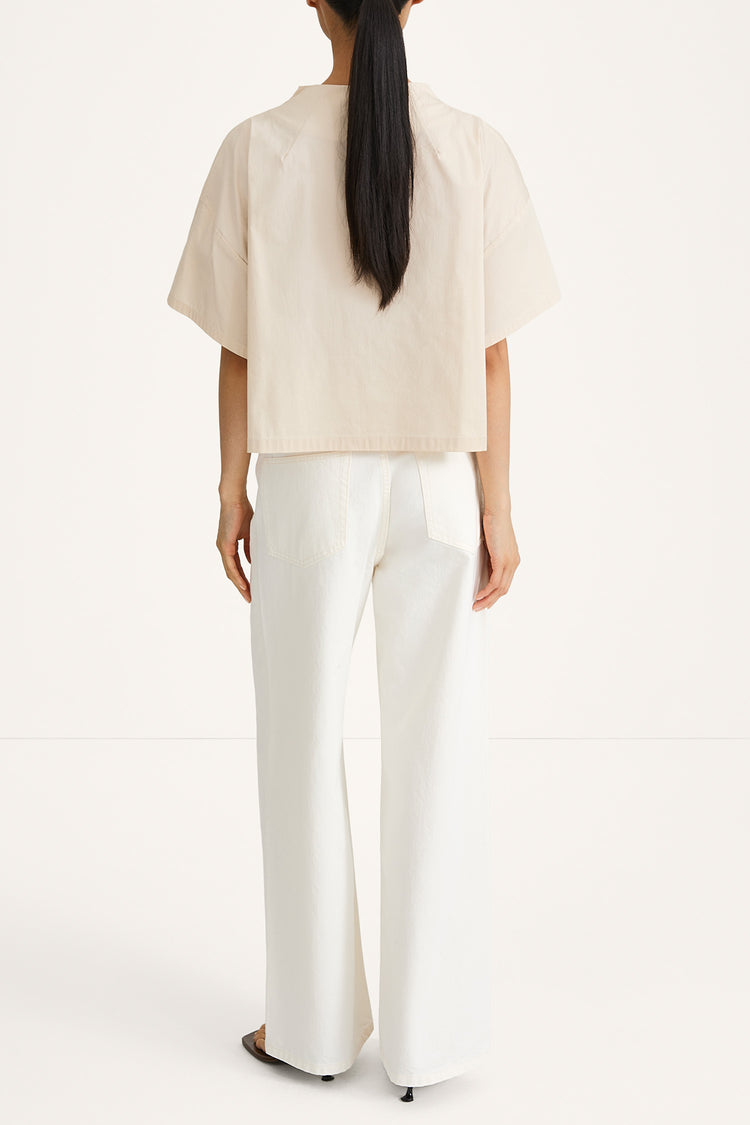 Joelle blouse short sleeve oyster stylein model image back