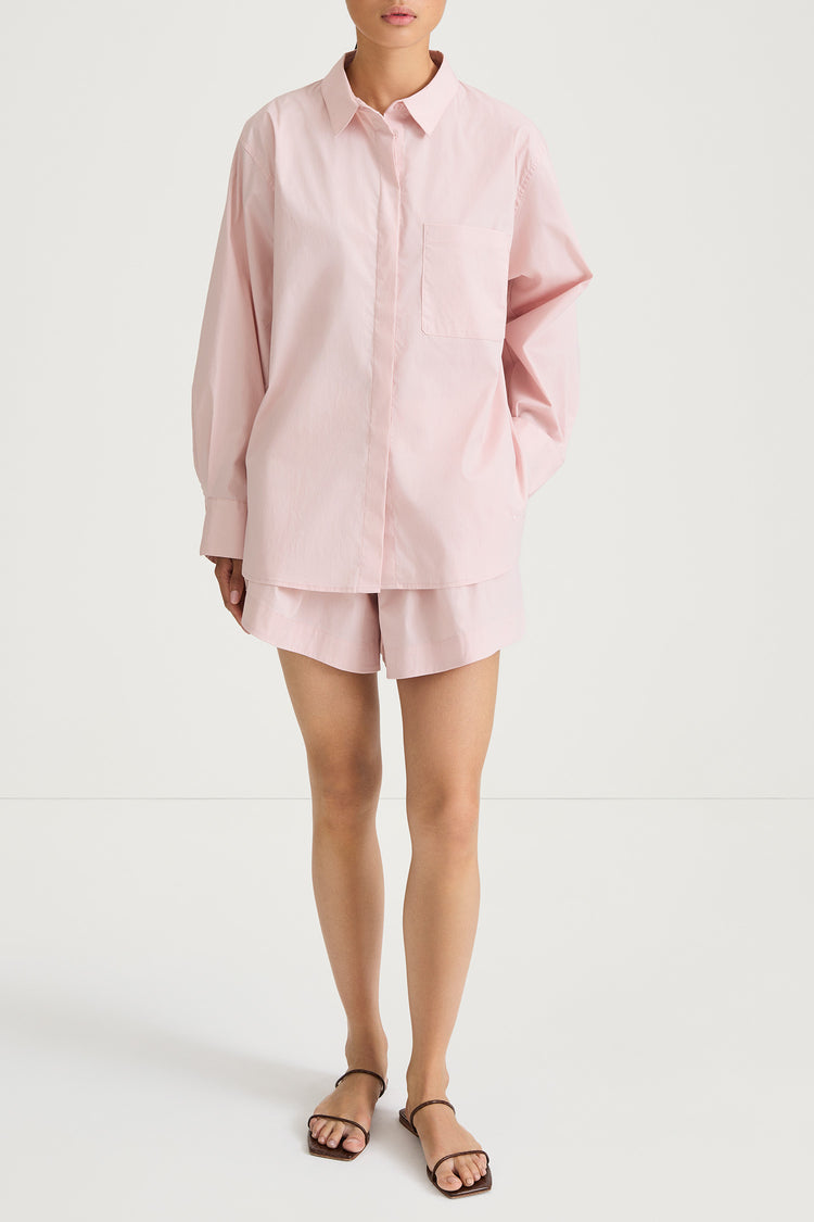 Jansell shirt off-pink stylein model image front