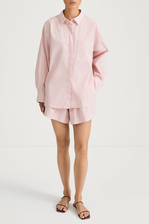 Jansell shirt off-pink stylein model image front