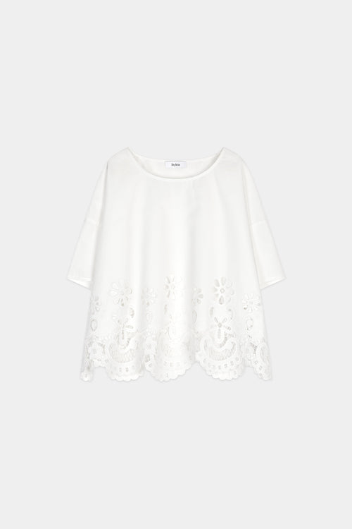 Jassira embroidery blouse white stylein model image front