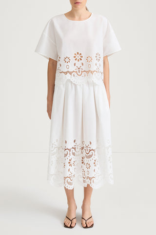 Jassira embroidery blouse white stylein model image front