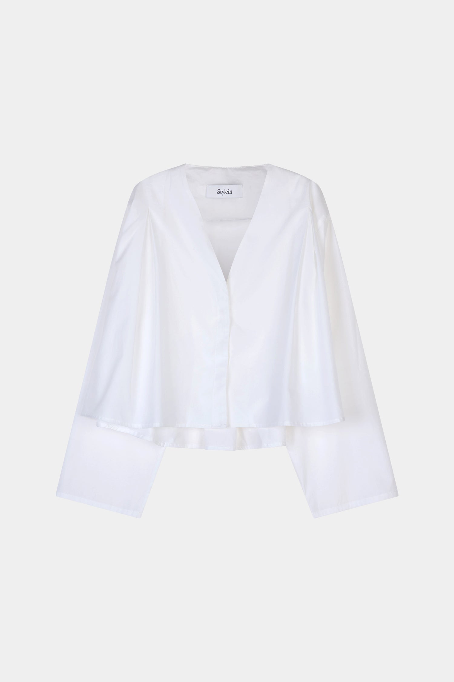 White v-neck shirt stylein jaylene front packshot