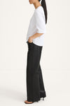 white oversized t-shirt stylein jemmy side