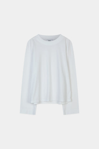 White longsleeve cotton t-shirt stylein packshot