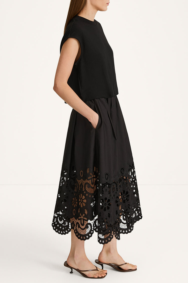 Jenn top black sleeveless cropped cotton top model image side