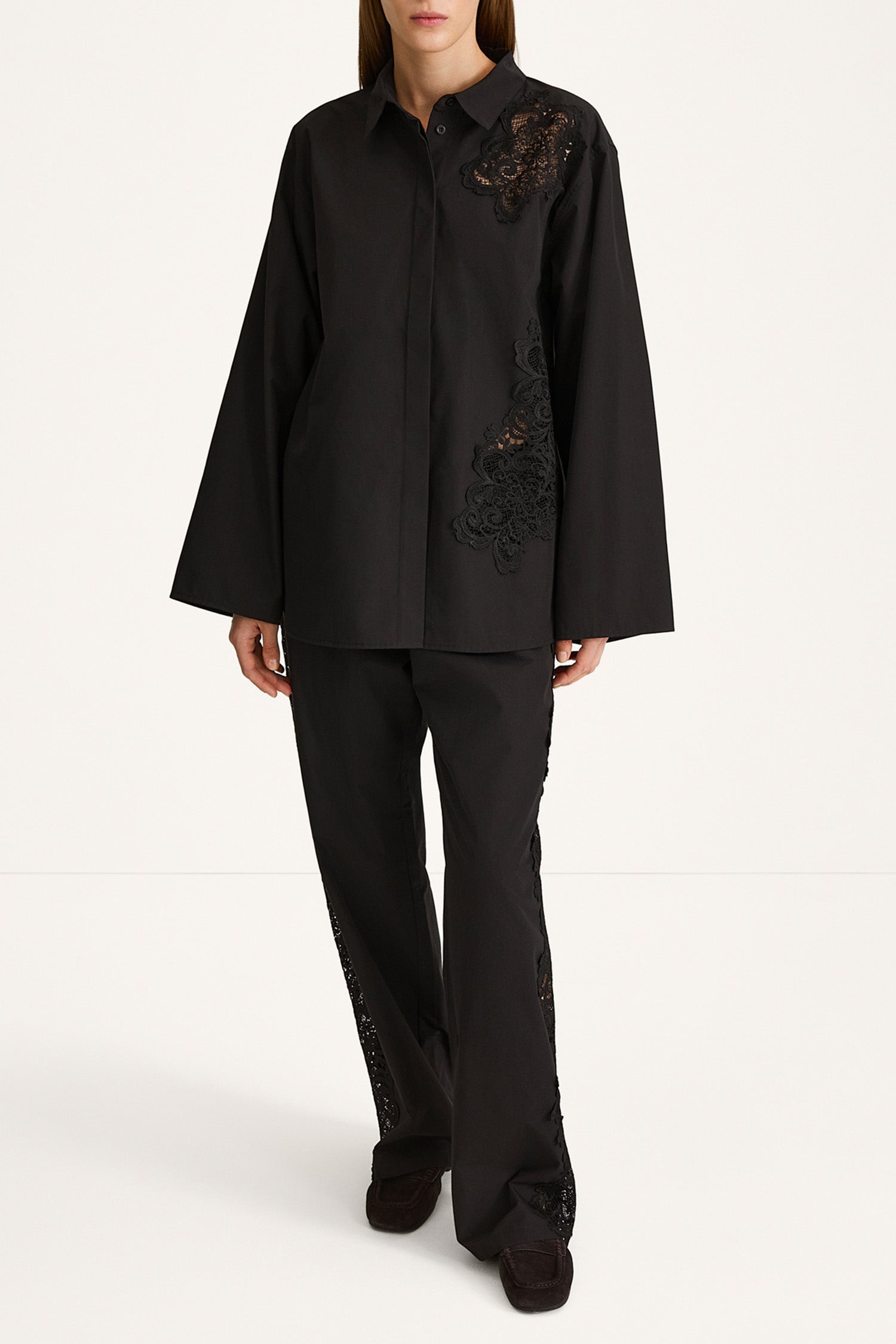 Black trousers with embroidery details stylein jeraldine