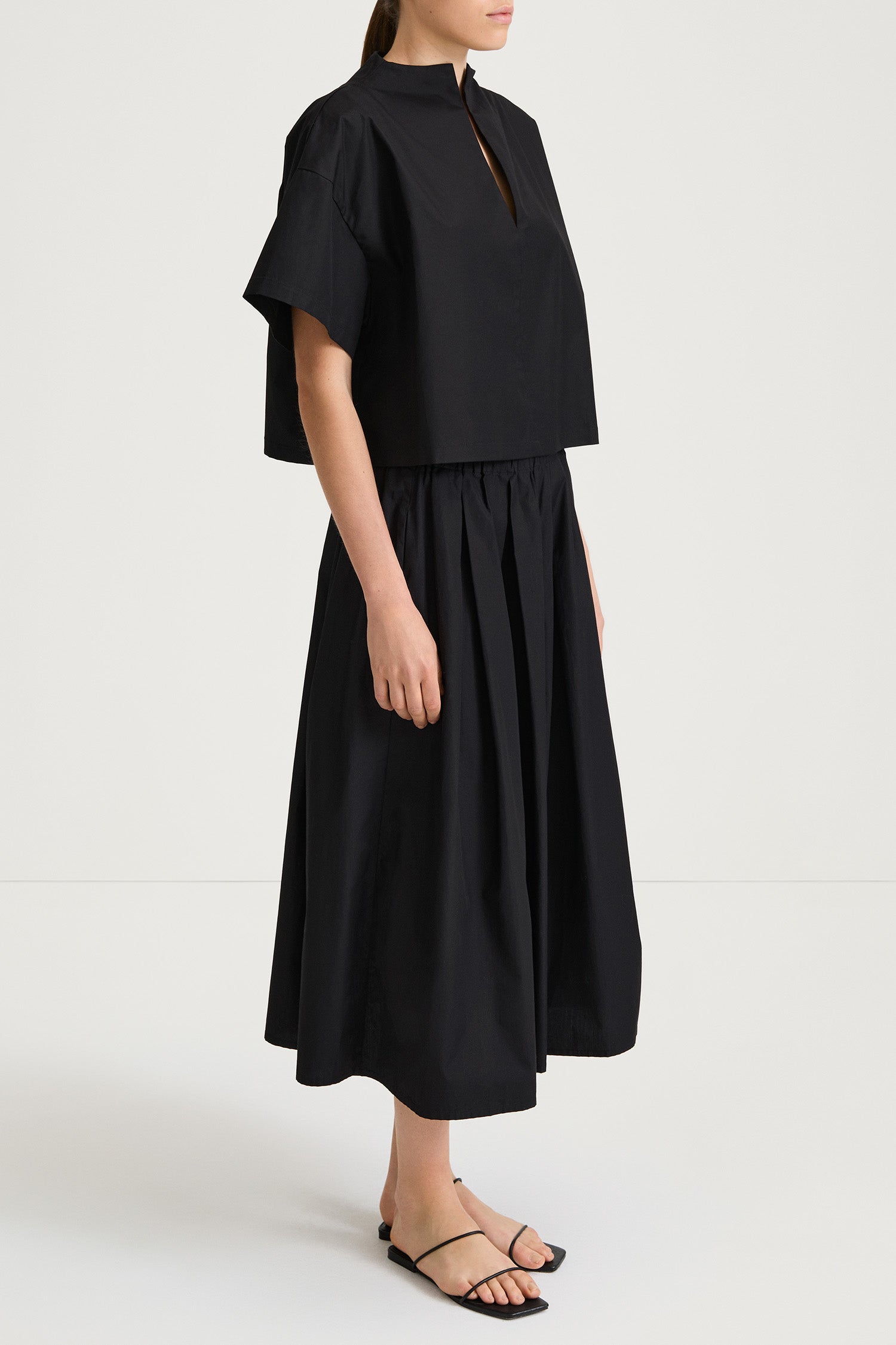 Joelle cropped short sleeve blouse black stylein model image side