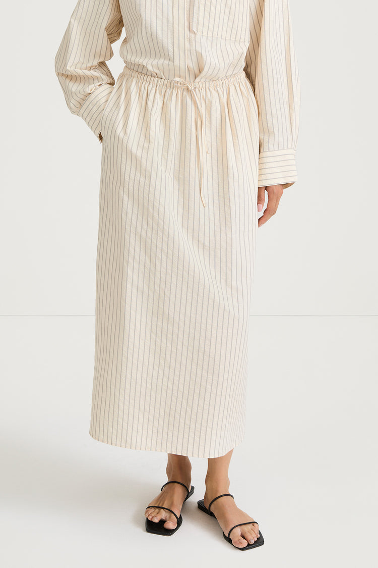 Jolene long skirt cream stripe stylein model image front close