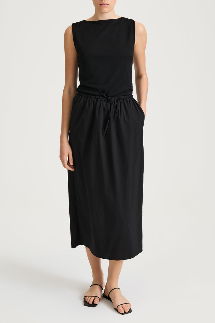 Jolene midi skirt black stylein model image front