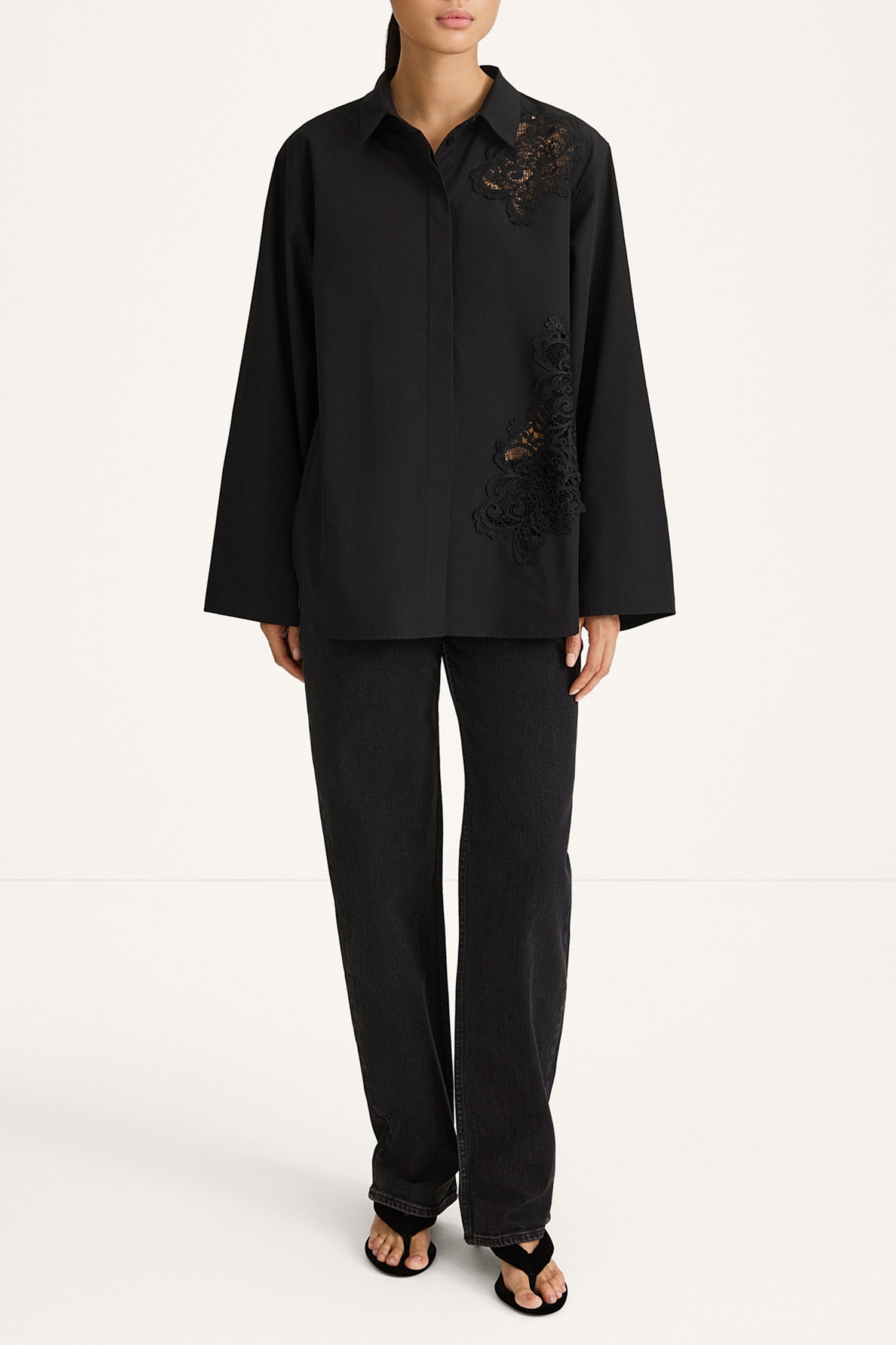 Jontavi shirt black  embroidery stylein front