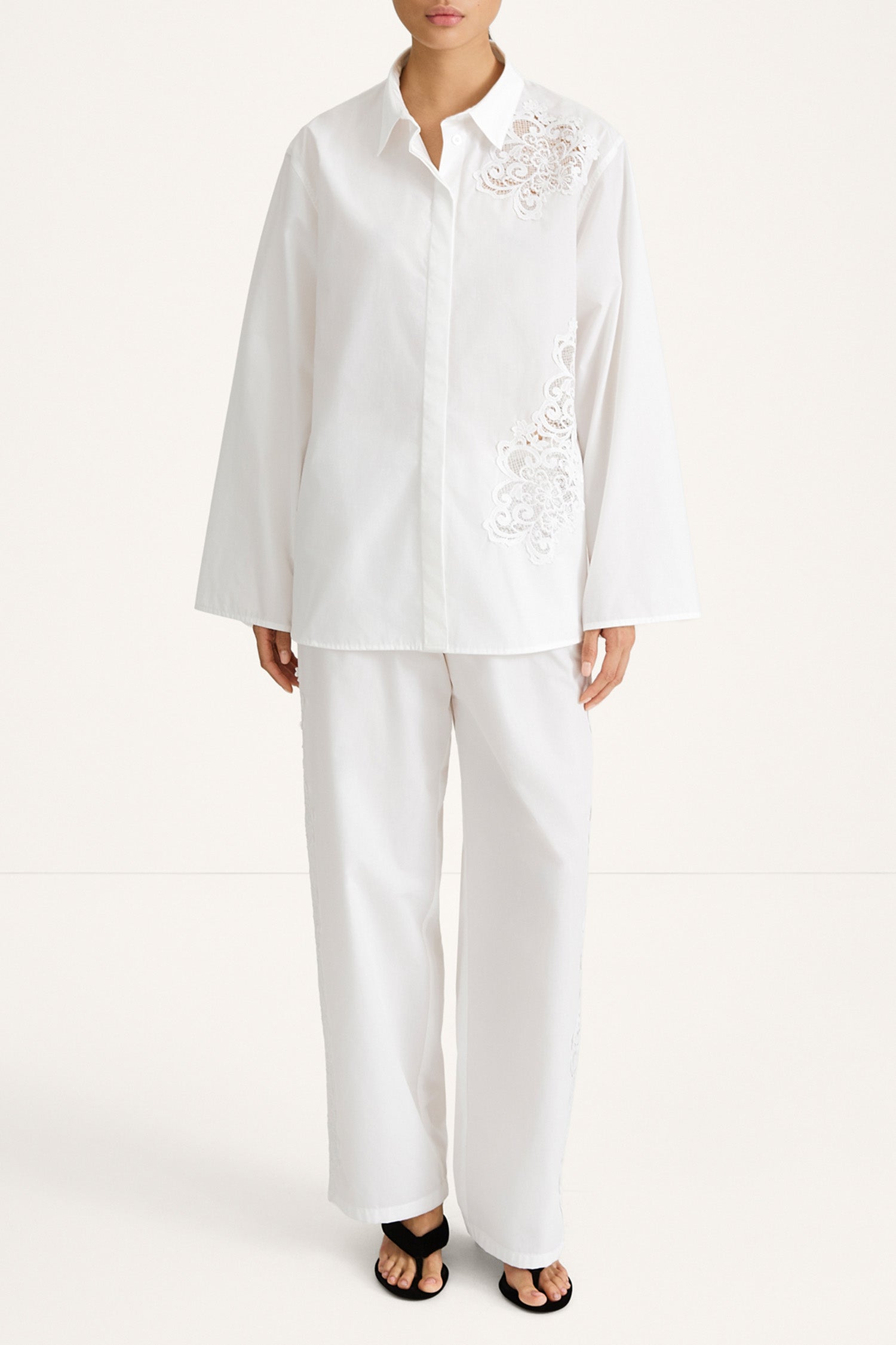 white shirt embroidery stylein jontavi model image