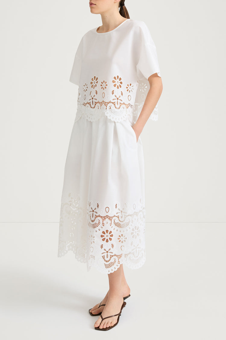 Jorah embroidery skirt white stylein model image side