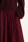 Jorina trench maxi skirt bordeaux stylein model image front close