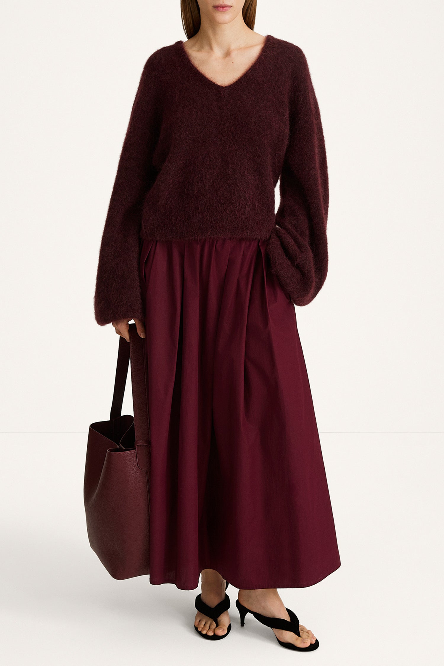 Jorina trench maxi skirt bordeaux stylein model image front