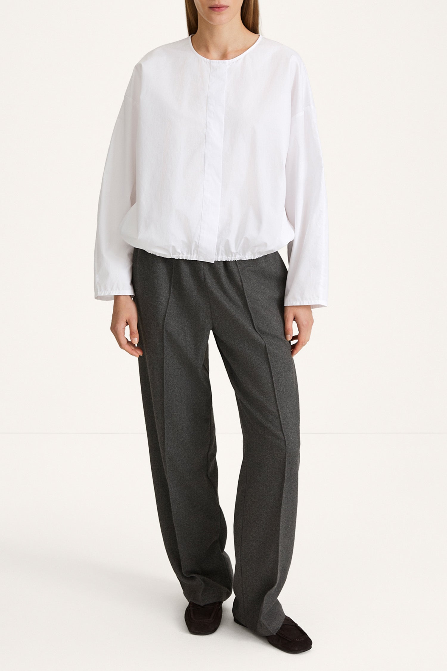 Jotorio blouse white stylein front