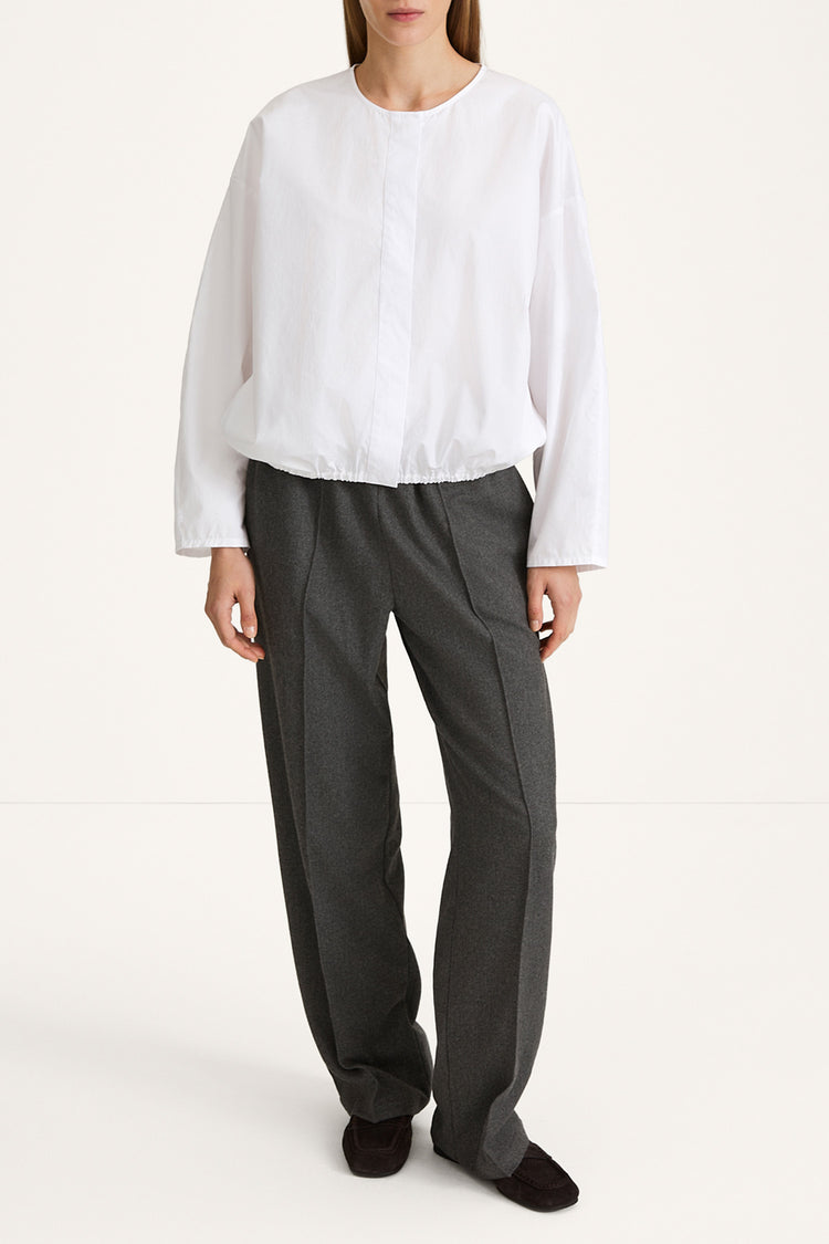 Jotorio blouse white stylein front