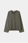 green volumnious shirt stylein jotorio packshot