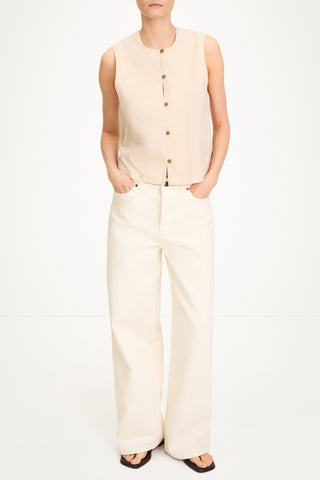 Joya Blouse sleeveless oyster beige stylein model image front