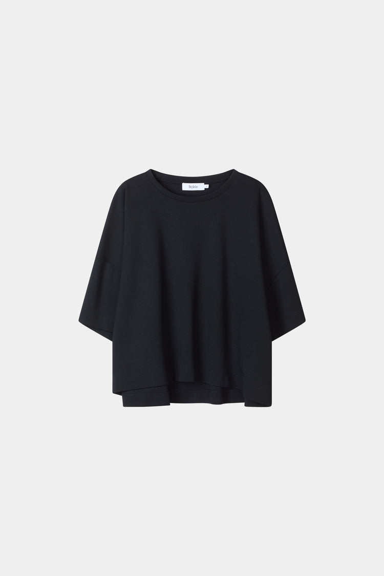 Juniper cropped boxy t-shirt black stylein packshot