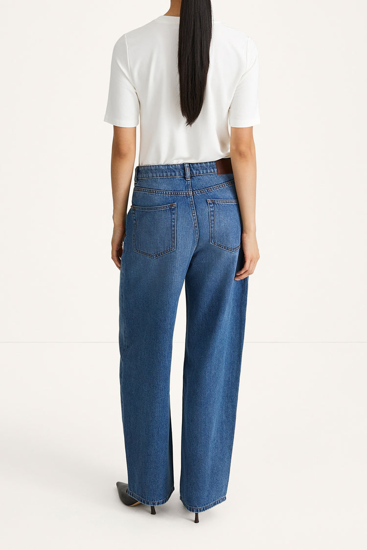 Keanu denim steal blue stylein back modell image