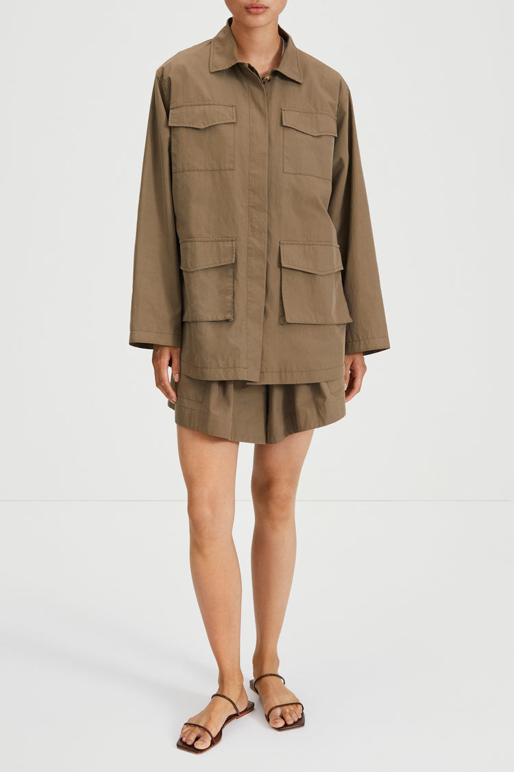 Stan jacket flared wide full length sleeves collar pockets army green stylein front image