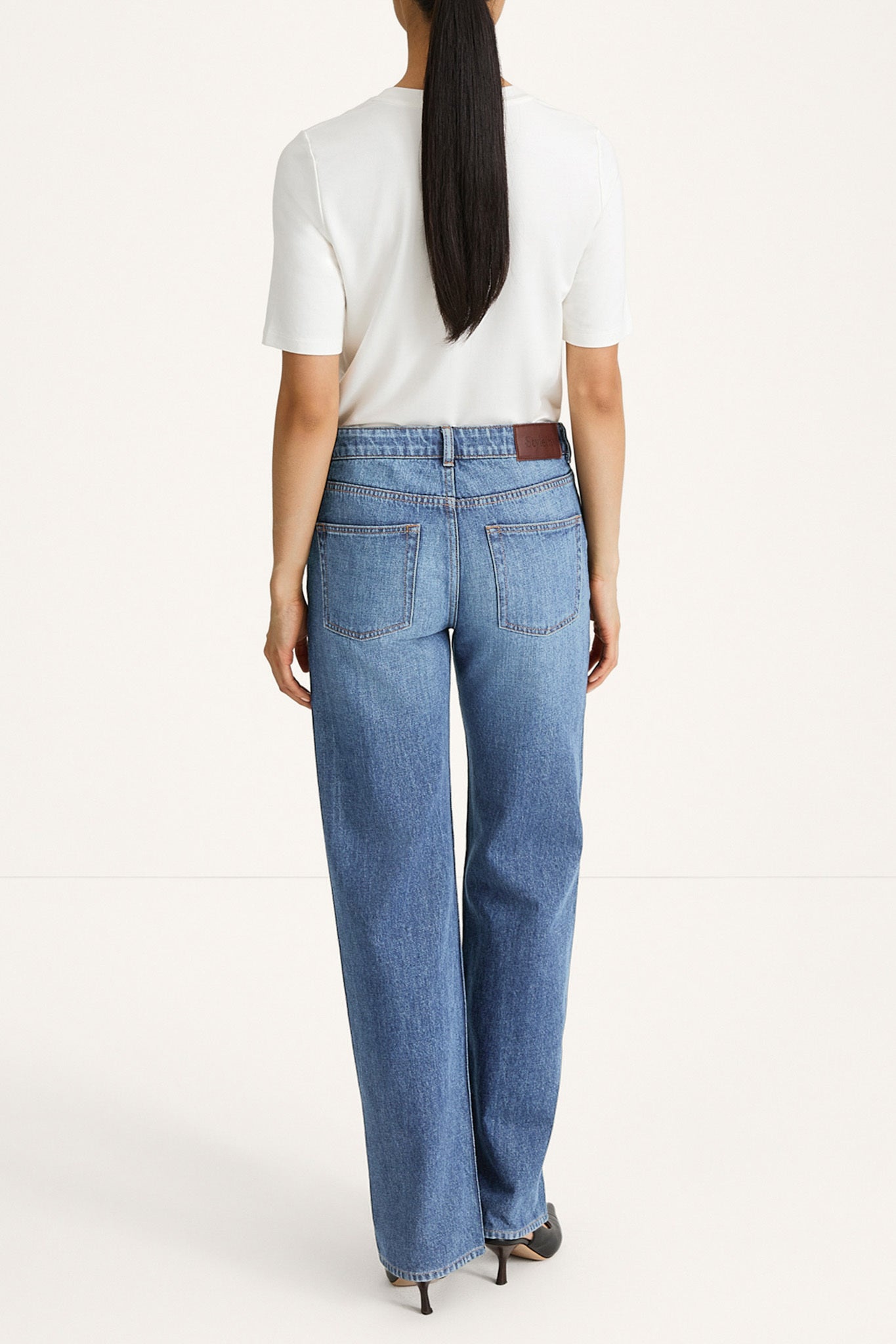 Kiara denim trousers dark steel blue stylein model image back