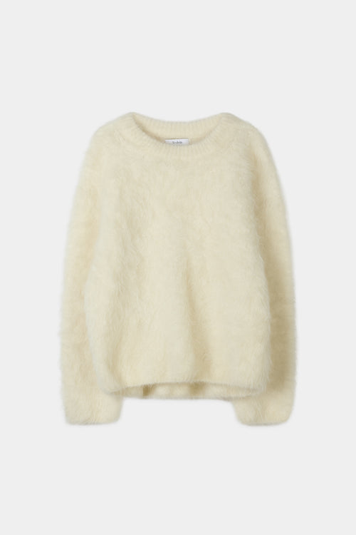 Alpaca knitted white sweater oversized stylein 