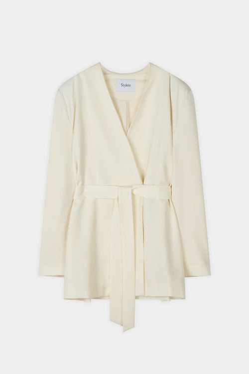 Maggiano blazer ivory stylein front
