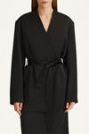 Maggiano waist tie blazer black stylein cloese up