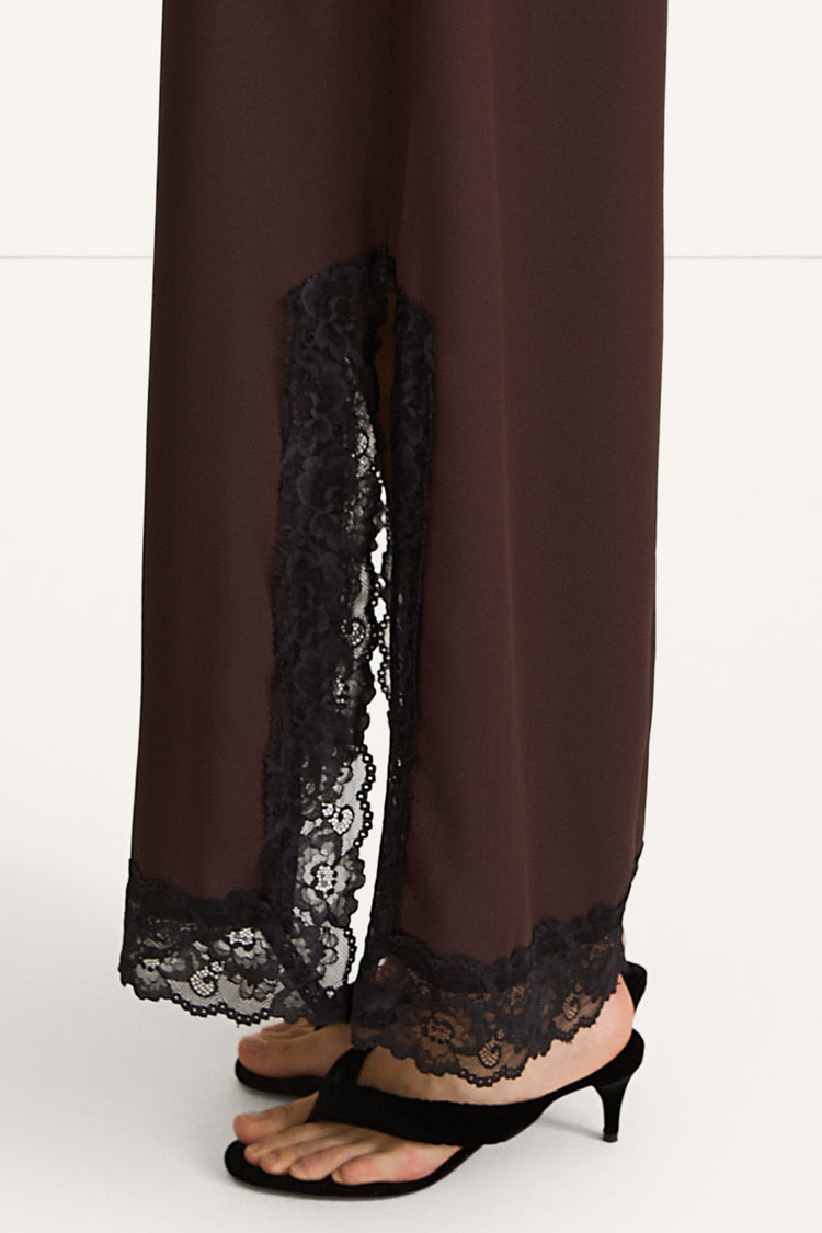 Malea long sleeveless dress lace details coffee brown stylein model image side close